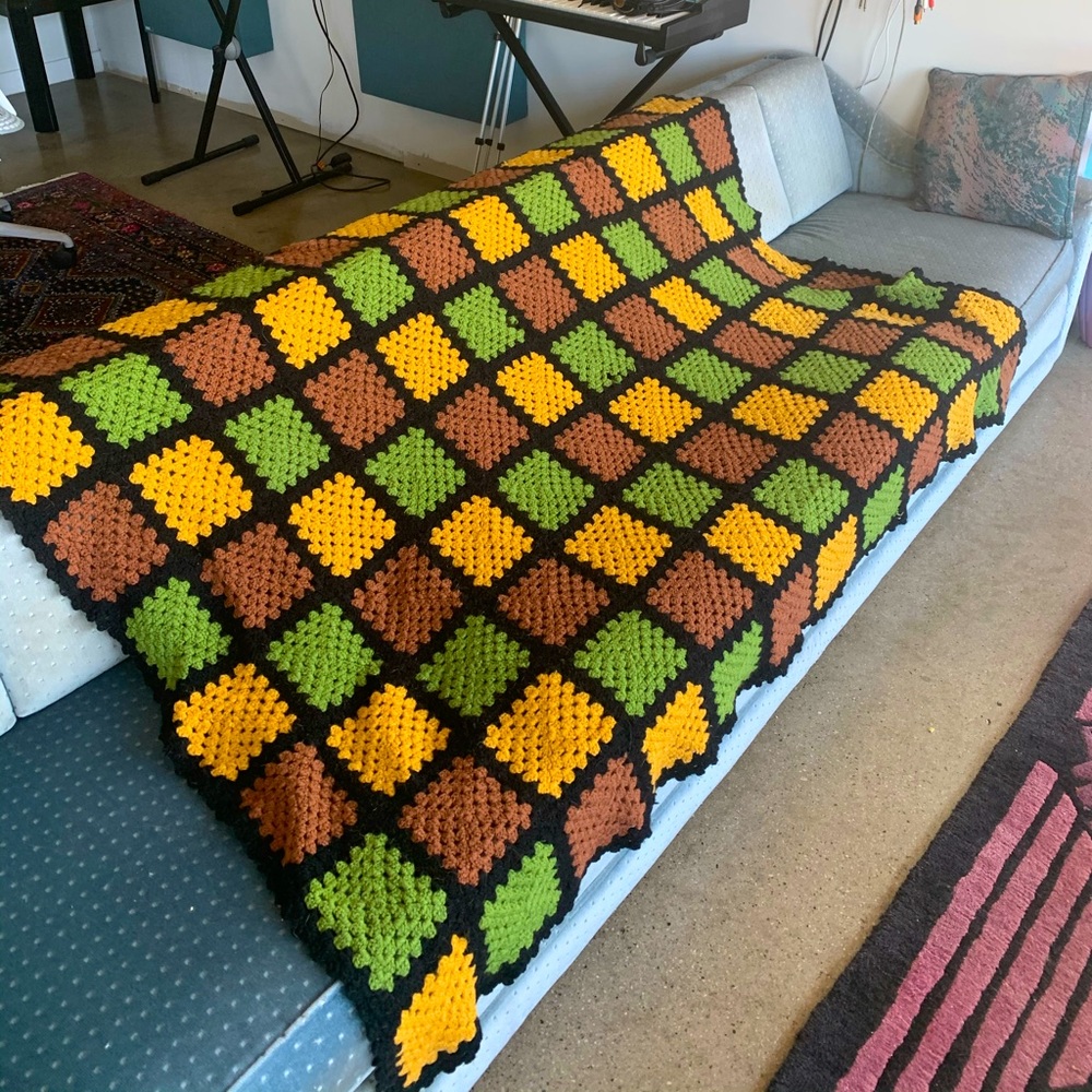 Vintage Earthy 60s 70s Afghan Blanket Throw